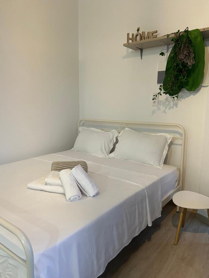 Paola'S Apartments Near Athens Airport Spata  Exterior photo