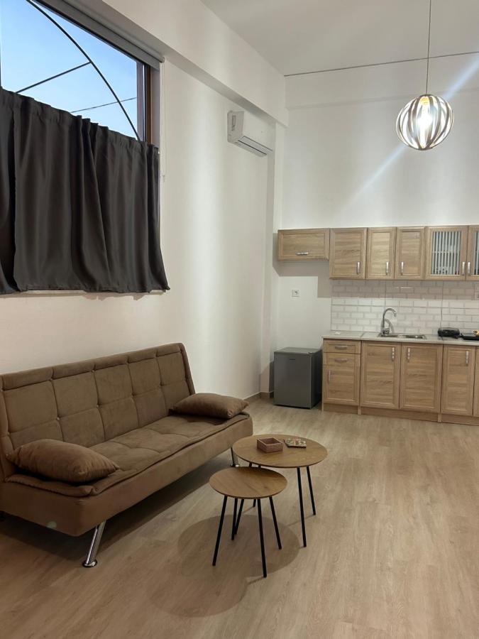 Paola'S Apartments Near Athens Airport Spata  Exterior photo