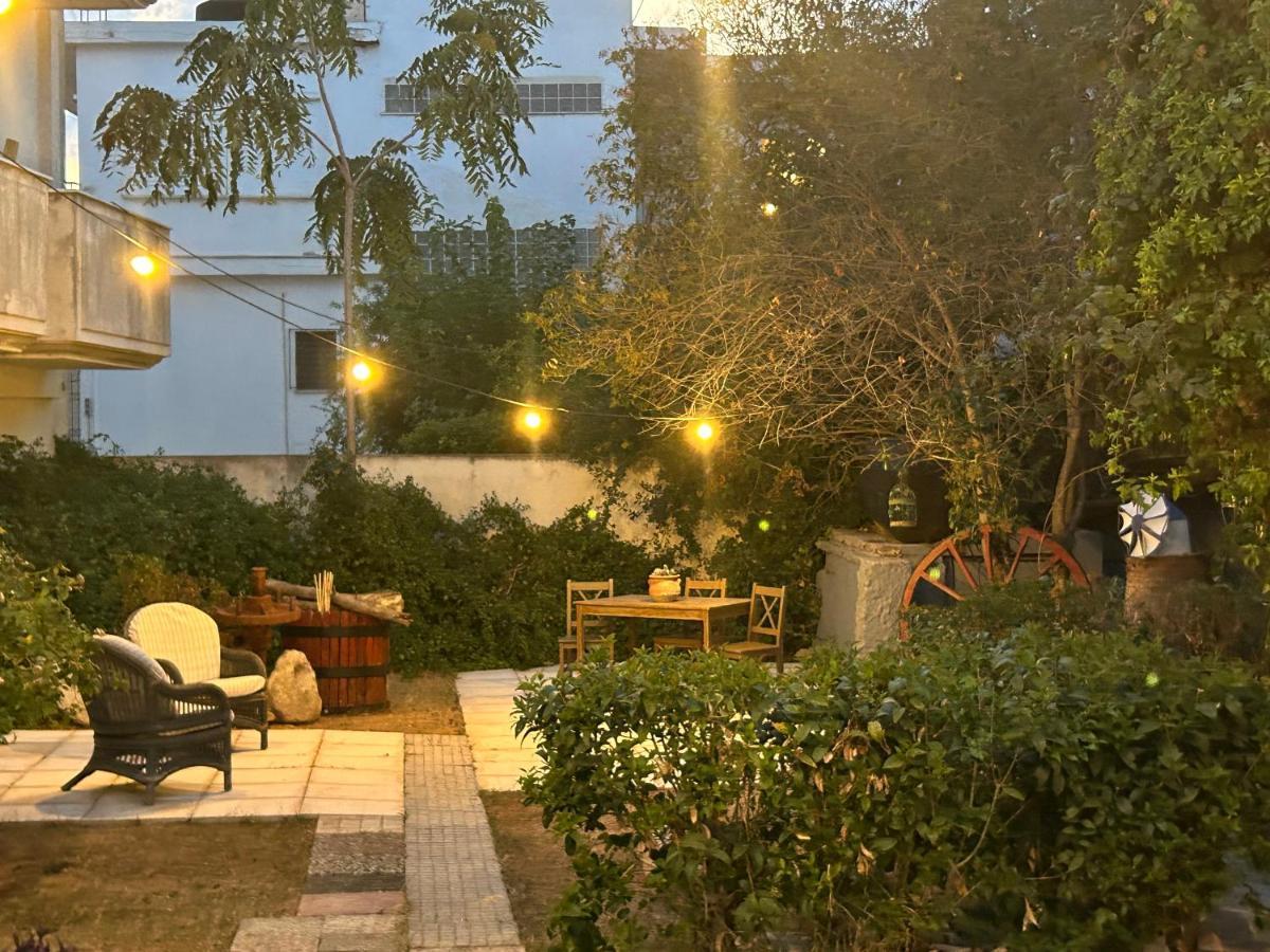 Paola'S Apartments Near Athens Airport Spata  Exterior photo
