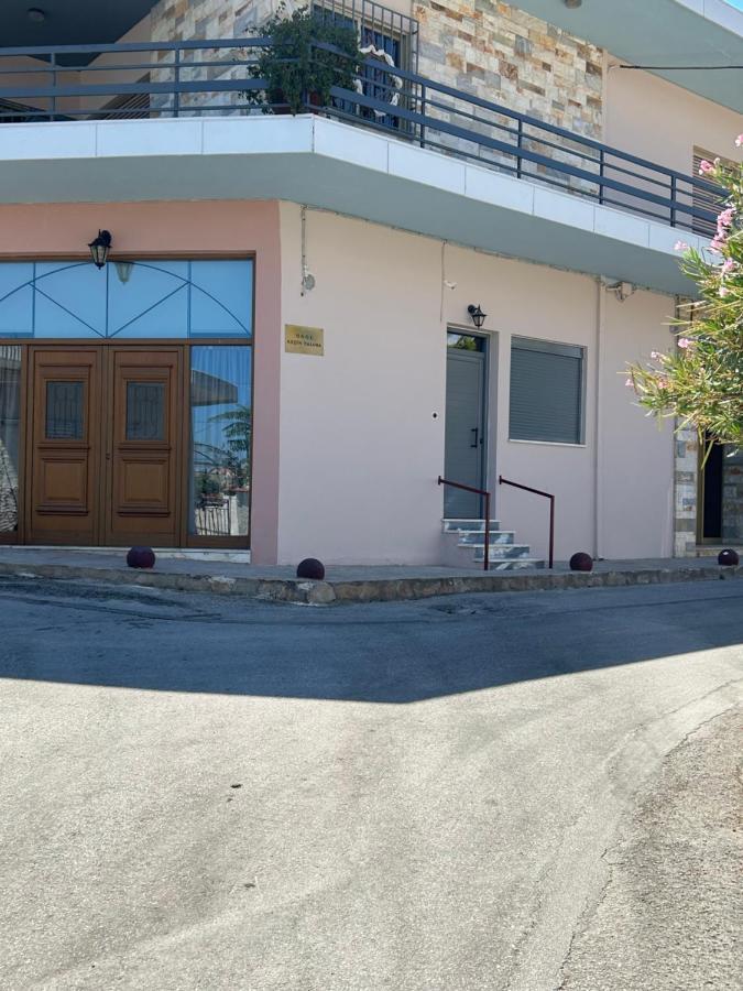 Paola'S Apartments Near Athens Airport Spata  Exterior photo